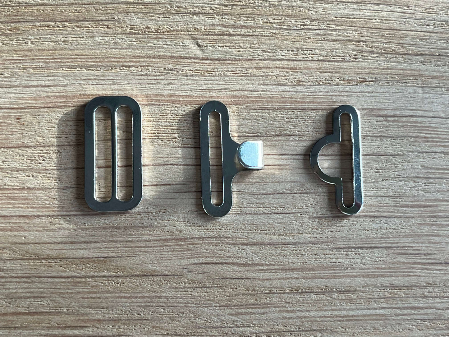 Vlinderstrik sluiting