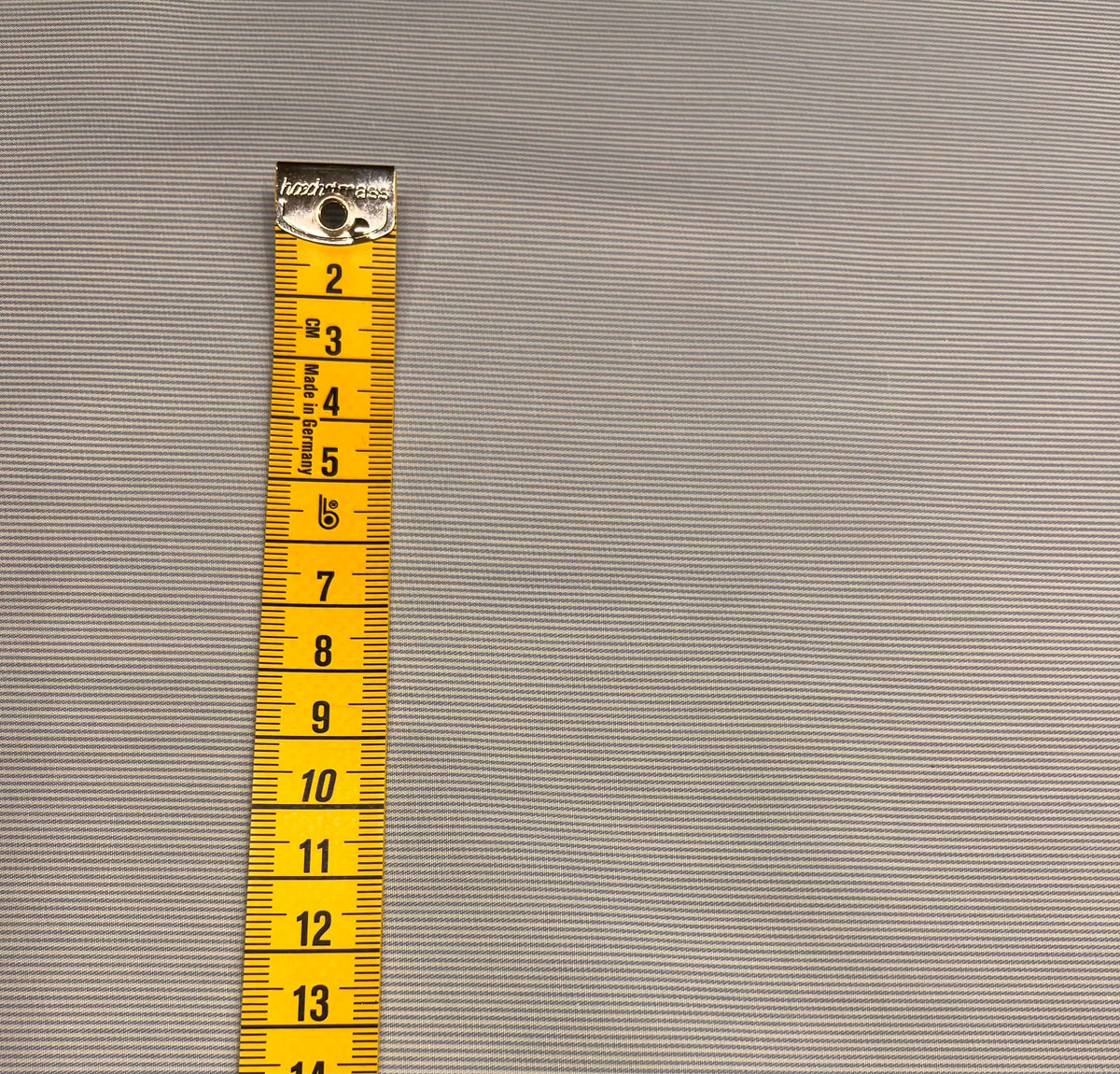 Journey twill 120 wit-blauw gestreept detail met lintmeter