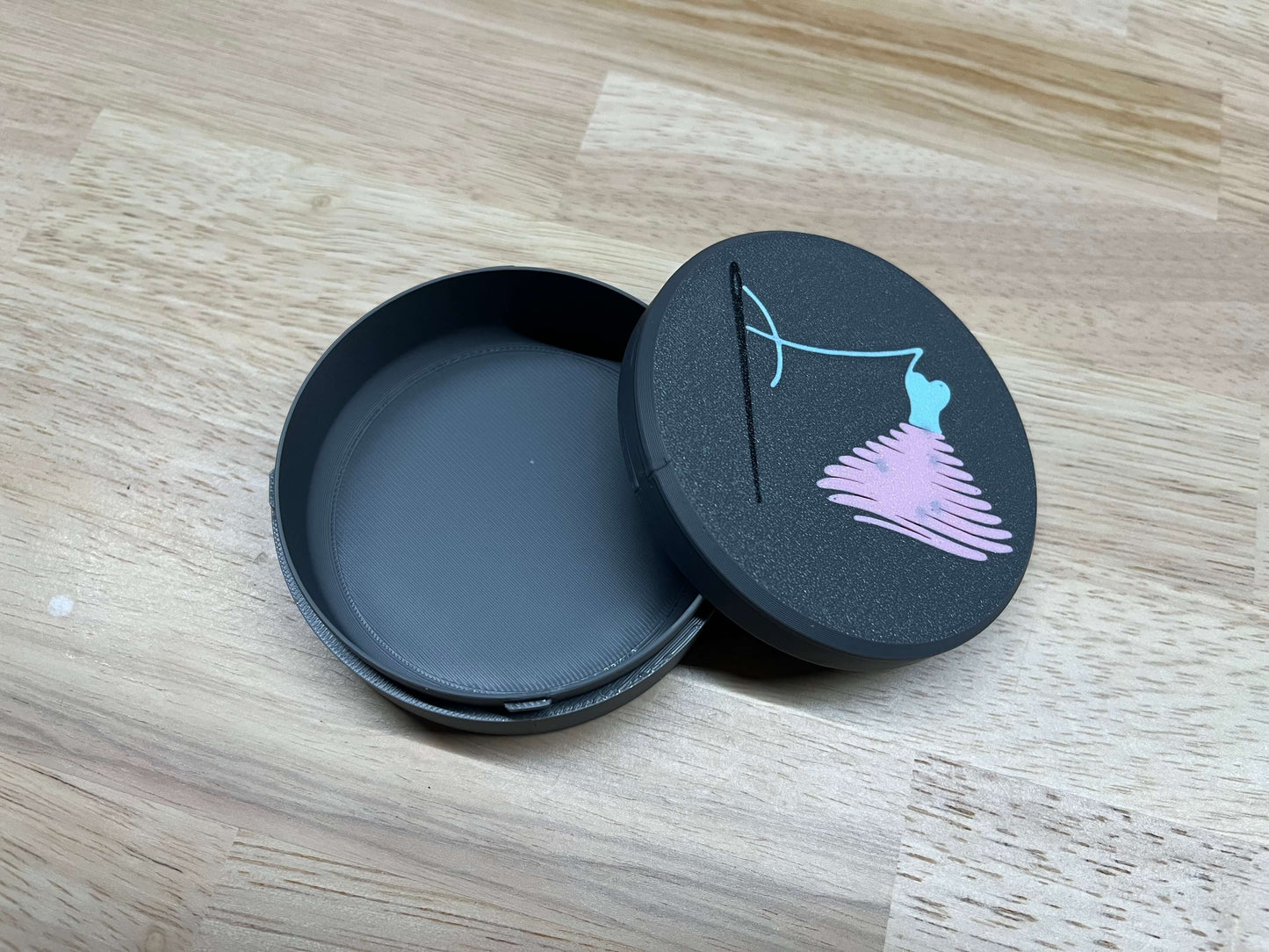 3D-geprint speldendoosje met logo – 3 formaten